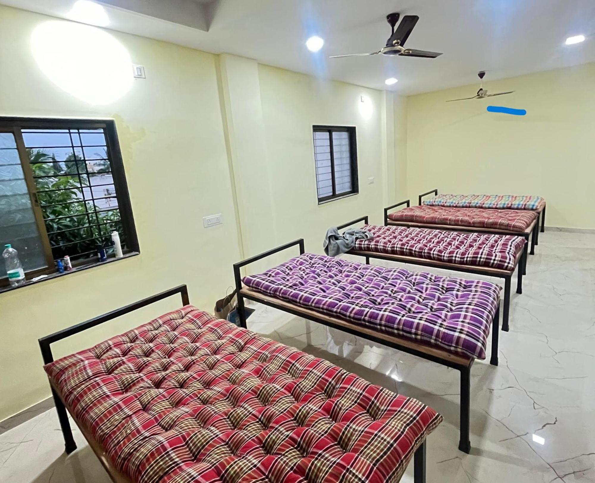 Shree Swami Samarth Pg Rooms For Boys Solāpur Exterior foto