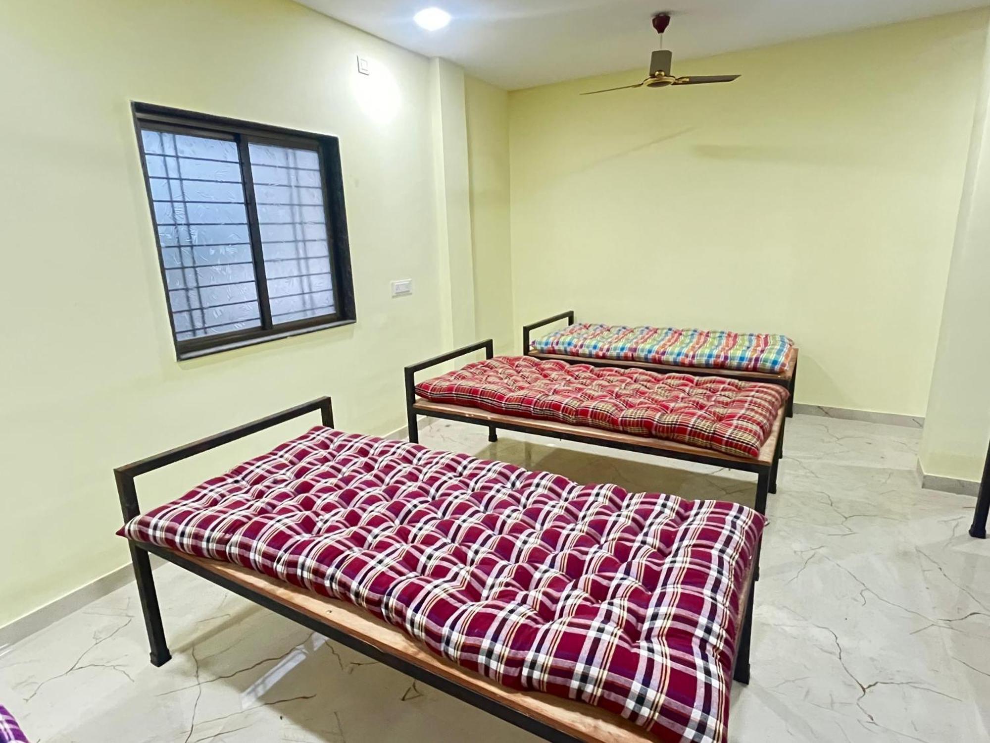 Shree Swami Samarth Pg Rooms For Boys Solāpur Exterior foto